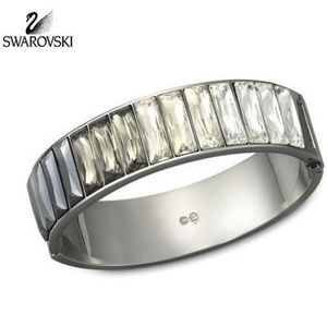 Swarovski Platinum Cufff Size M (model 1098485)